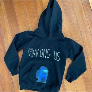 Amount Us sweatshirt for @larsenclare